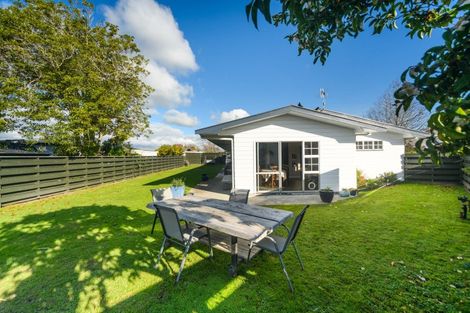 Photo of property in 17 Anaru Place, Awapuni, Palmerston North, 4412