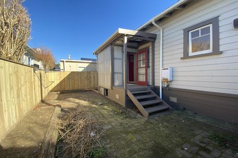 Photo of property in 103 Freyberg Street, Lyall Bay, Wellington, 6022