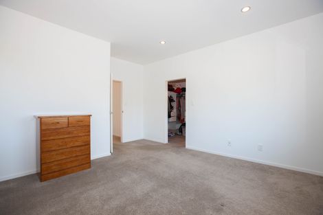 Photo of property in 4b Astrolabe Place, Gulf Harbour, Whangaparaoa, 0930