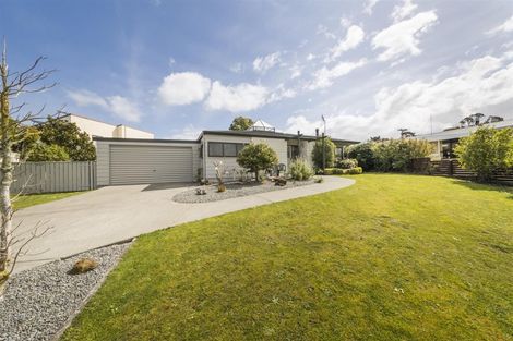 Photo of property in 16 Dunsinane Place, Marton, 4710