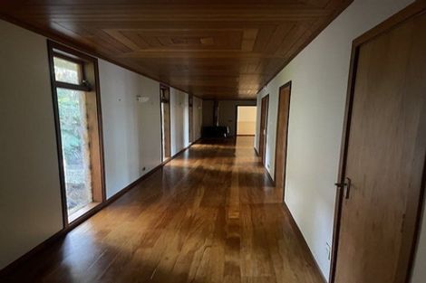 Photo of property in 71 Opanuku Road, Henderson Valley, Auckland, 0612