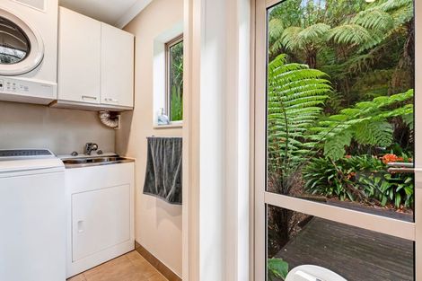 Photo of property in 31a Ocean View Road, Hatfields Beach, Orewa, 0931