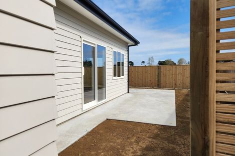 Photo of property in 3 Pahiki Crescent, Levin, 5510
