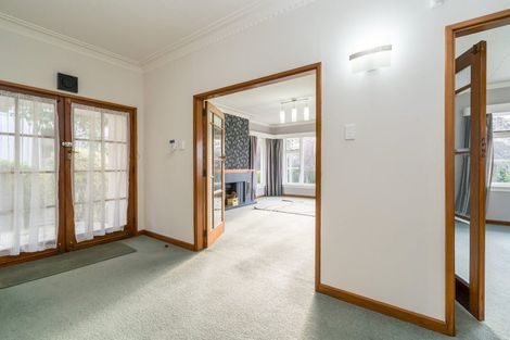 Photo of property in 131 Eglinton Road, Mornington, Dunedin, 9011