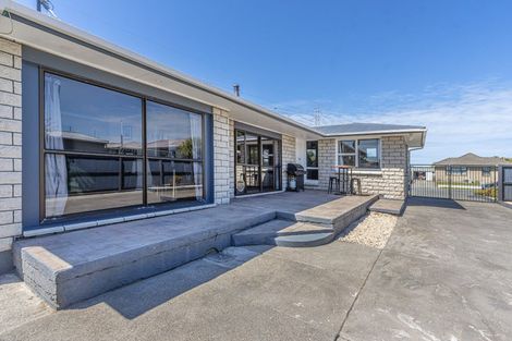Photo of property in 26 Steele Street, Hornby, Christchurch, 8042