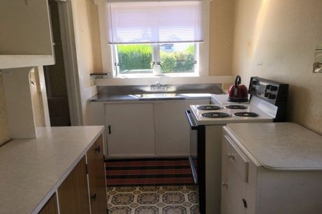 Photo of property in 96 Domett Street, Waitara, 4320