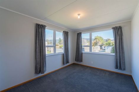 Photo of property in 26 Mararoa Drive, Manapouri, 9679