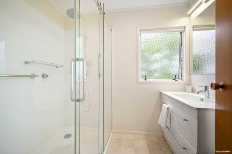 Photo of property in 147 Weatherly Road, Torbay, Auckland, 0630