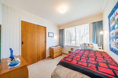 Photo of property in 1a Oak Street, Ebdentown, Upper Hutt, 5018