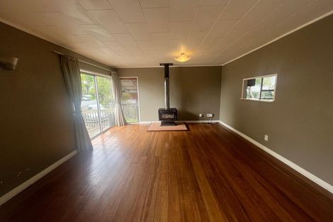 Photo of property in 7 Osmond Court, Sunnyvale, Auckland, 0612