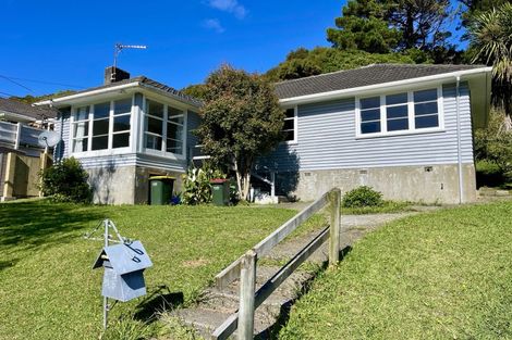 Photo of property in 48 Hay Street, Naenae, Lower Hutt, 5011