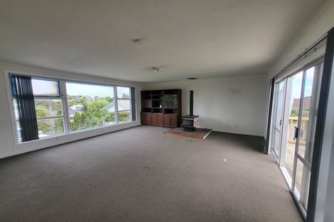 Photo of property in 25 James Tyler Crescent, Lynfield, Auckland, 1042