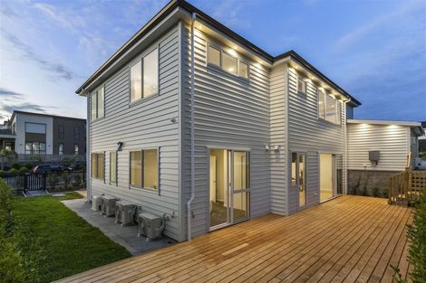 Photo of property in 48 Longshore Drive, Long Bay, Auckland, 0630