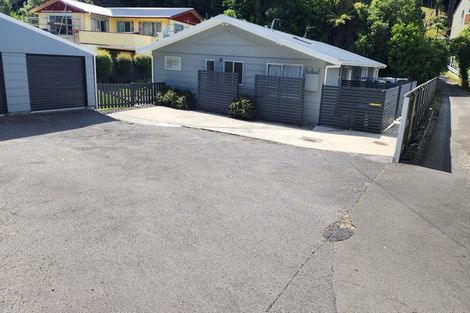 Photo of property in 2/80 Airlie Road, Plimmerton, Porirua, 5026