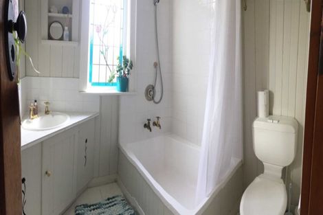 Photo of property in 17 Hornsey Road, Melrose, Wellington, 6023