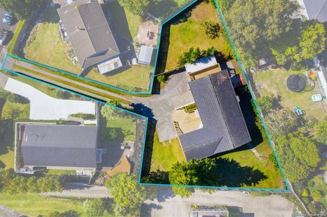 Photo of property in 19 Spinella Drive, Bayview, Auckland, 0629