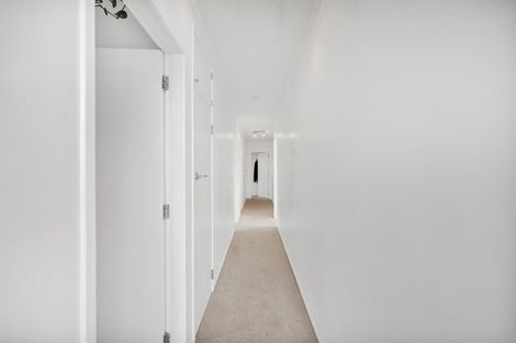 Photo of property in 27a Montana Place, Merrilands, New Plymouth, 4312