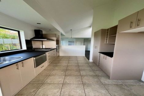 Photo of property in 1/55 Beresford Street, Bayswater, Auckland, 0622