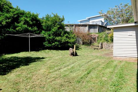 Photo of property in 1 Titoki Road, Raumati Beach, Paraparaumu, 5032