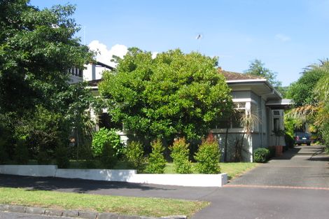 Photo of property in 32 Hamilton Road, Herne Bay, Auckland, 1011