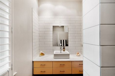 Photo of property in 16 Reynolds Road, Havelock North, 4130