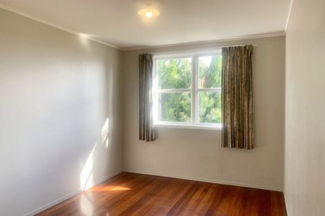 Photo of property in 211 Cambridge Road, Hillcrest, Hamilton, 3216