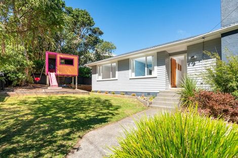 Photo of property in 11 Vancouver Street, Kingston, Wellington, 6021