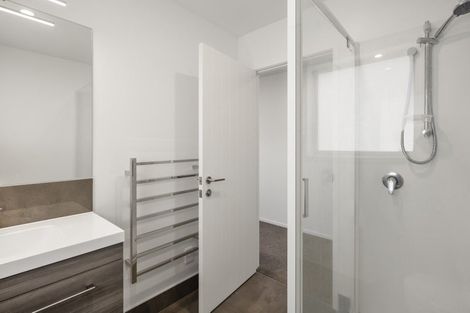 Photo of property in 140 Lisland Drive, Kinloch, Taupo, 3377