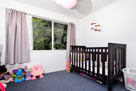Photo of property in 1 Cushla Place, Massey, Auckland, 0614