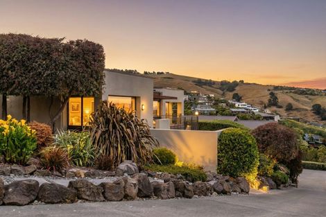 Photo of property in 152 Panorama Road, Clifton, Christchurch, 8081