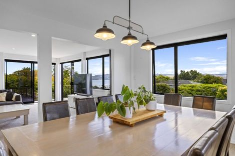 Photo of property in 1 Norfolk Road, Waipahihi, Taupo, 3330