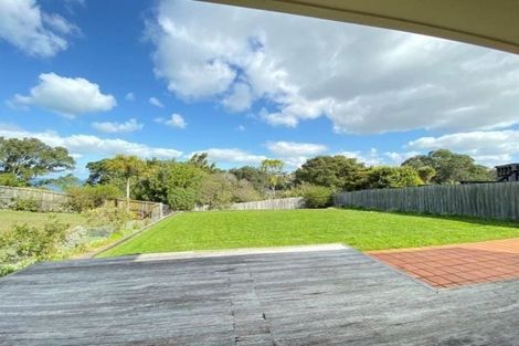 Photo of property in 3 Churchill Road, Murrays Bay, Auckland, 0630