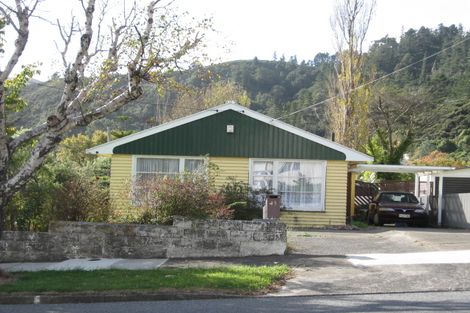 Photo of property in 45 Hay Street, Naenae, Lower Hutt, 5011