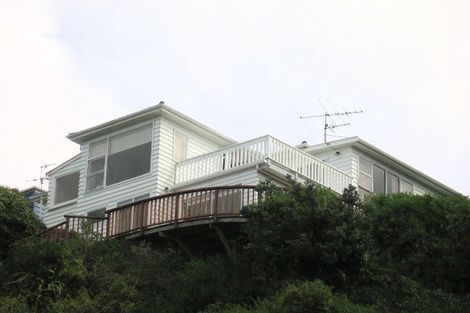 Photo of property in 312 The Esplanade, Island Bay, Wellington, 6023