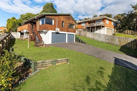Photo of property in 10 Camilla Grove, Totara Vale, Auckland, 0629