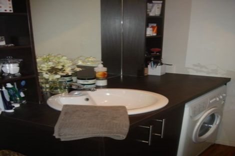 Photo of property in 1/11 Sentinel Road, Herne Bay, Auckland, 1011