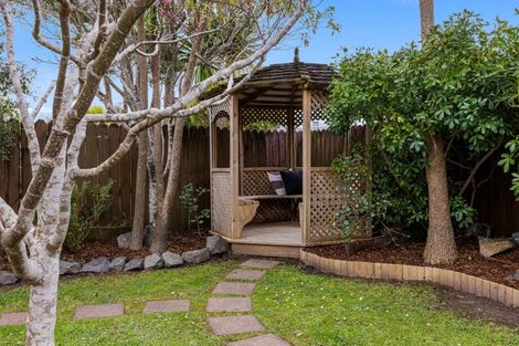 Photo of property in 179 Lakeside Drive, Orewa, 0931