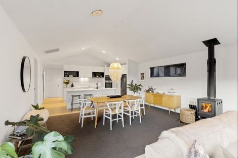 Photo of property in 17 Mcadam Drive, Jacks Point, Queenstown, 9371