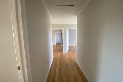 Photo of property in 24 Waipani Road, Te Atatu Peninsula, Auckland, 0610