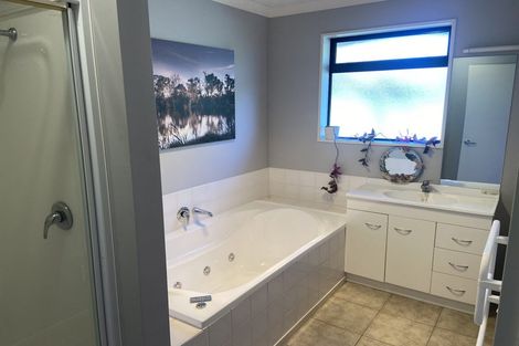 Photo of property in 8 Juniper Way, Prebbleton, 7604