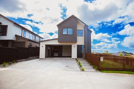 Photo of property in 2 Kauru Lane, Wainui, 0992