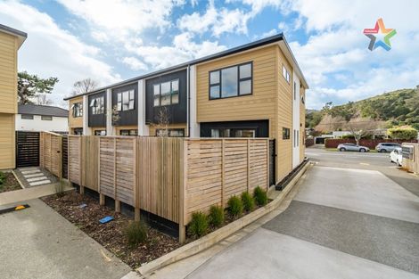 Photo of property in 5/240 Stokes Valley Road, Stokes Valley, Lower Hutt, 5019