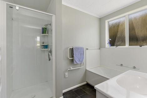 Photo of property in 186 Major Drive, Kelson, Lower Hutt, 5010