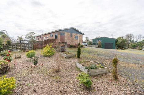 Photo of property in 802 Tuhikaramea Road, Ngahinapouri, Hamilton, 3290