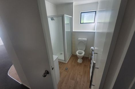 Photo of property in 92 Caribbean Drive, Unsworth Heights, Auckland, 0632