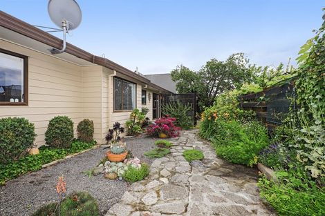 Photo of property in 12 Railey Place, Greenmeadows, Napier, 4112