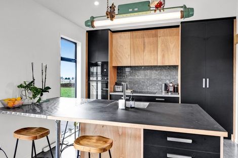 Photo of property in 58 Monmouth Road, Pembroke, Stratford, 4394