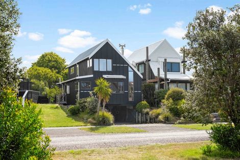 Photo of property in 122b Pauanui Boulevard, Pauanui, Hikuai, 3579
