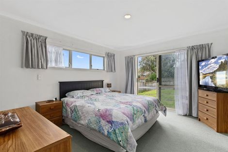 Photo of property in 64 Village Park Drive, Welcome Bay, Tauranga, 3112