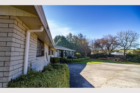 Photo of property in 8 Ameku Road, Raetihi, 4632